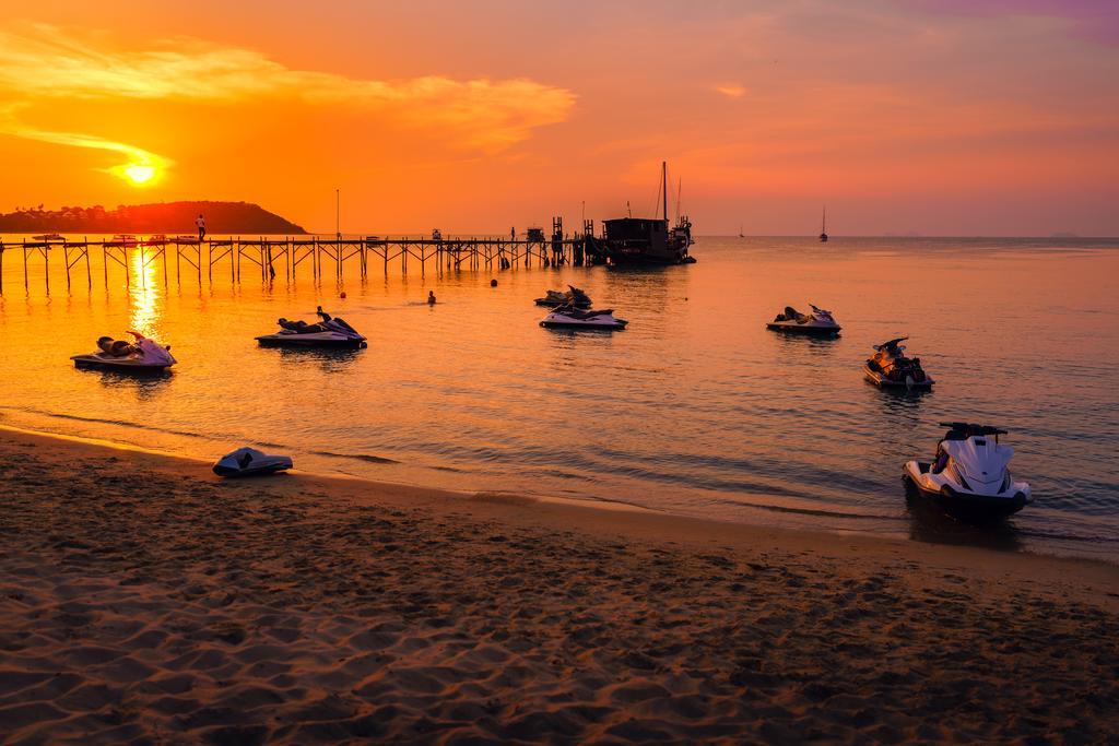 Samui Pier Beach Front & Resort Bangrak Plajı Dış mekan fotoğraf